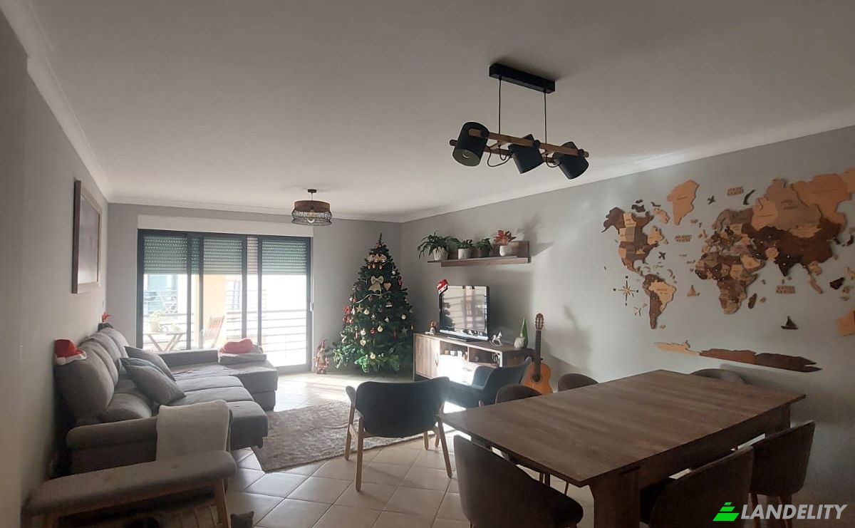 Apartment for Sale R Antonio Botto 16, 2950-565 Qta do Anjo, Quinta do Anjo, Palmela, Setubal, Portugal. Photo 2