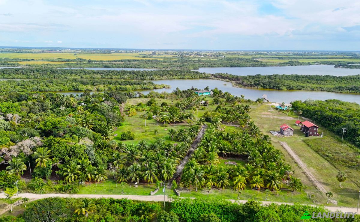 Bungalow for Sale Progresso, Corozal District, Belize. Photo 3