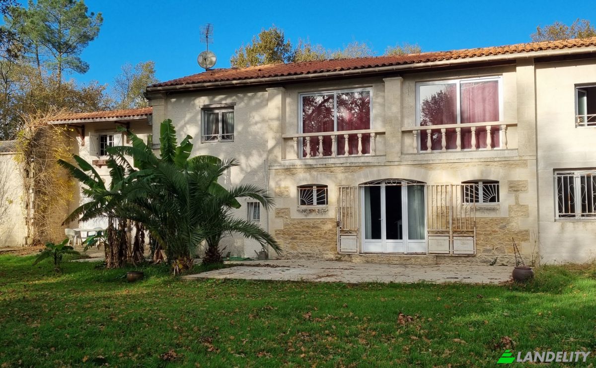Villa à vendre 285 Rte des Veurdons, 33860 Val-de-Livenne, Val-de-Livenne, Gironde, Nouvelle-Aquitaine, France. Photo 1