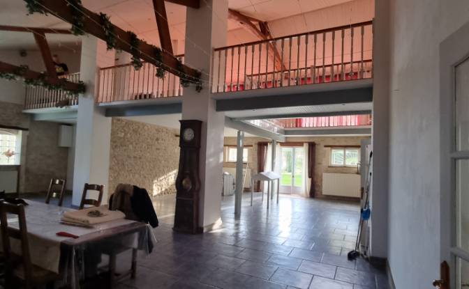 Villa à vendre 285 Rte des Veurdons. Photo#3