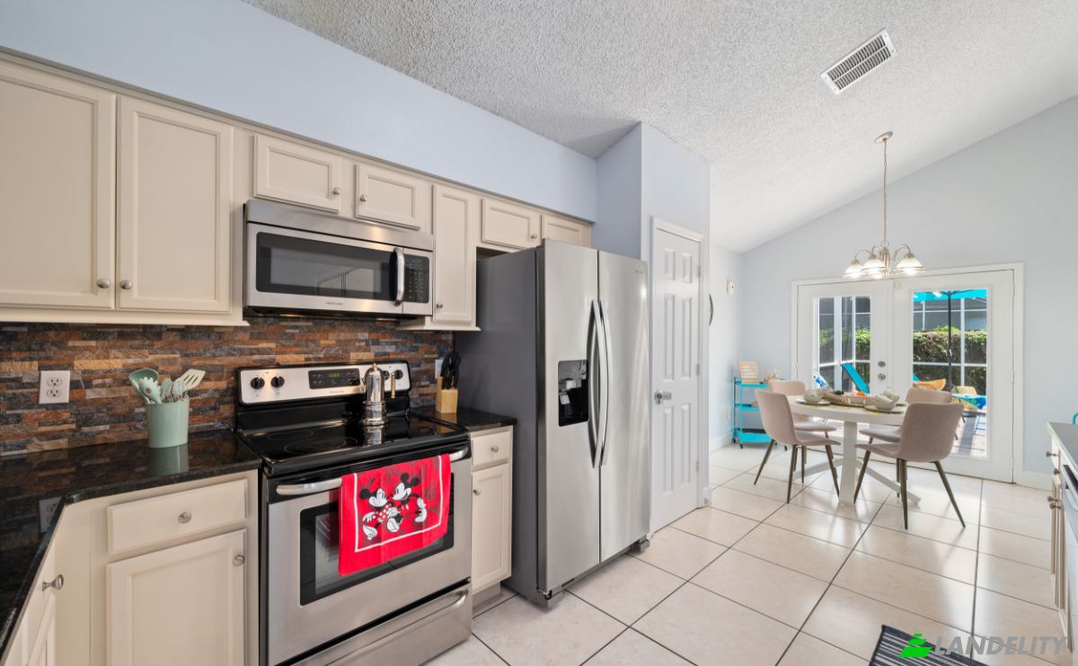 Casa unifamiliare in vendita 2718 Chatham Cir, Kissimmee, Osceola County, Florida, United States, FL 34746, USA. Foto 8