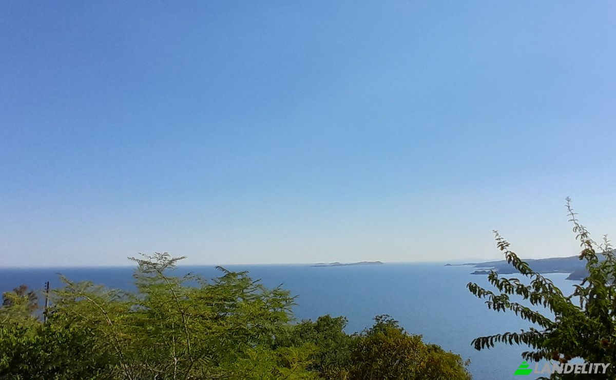 Inn/Lodge for Sale 797 Mica Dr, Kariba, Mashonaland West Province, Zimbabwe. Photo 4