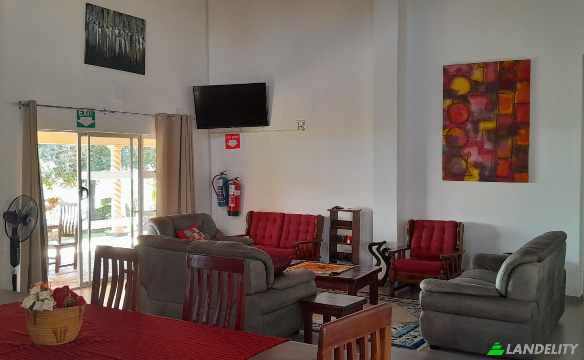 Inn/Lodge for Sale 797 Mica Dr, Kariba, Mashonaland West Province, Zimbabwe. Photo 8
