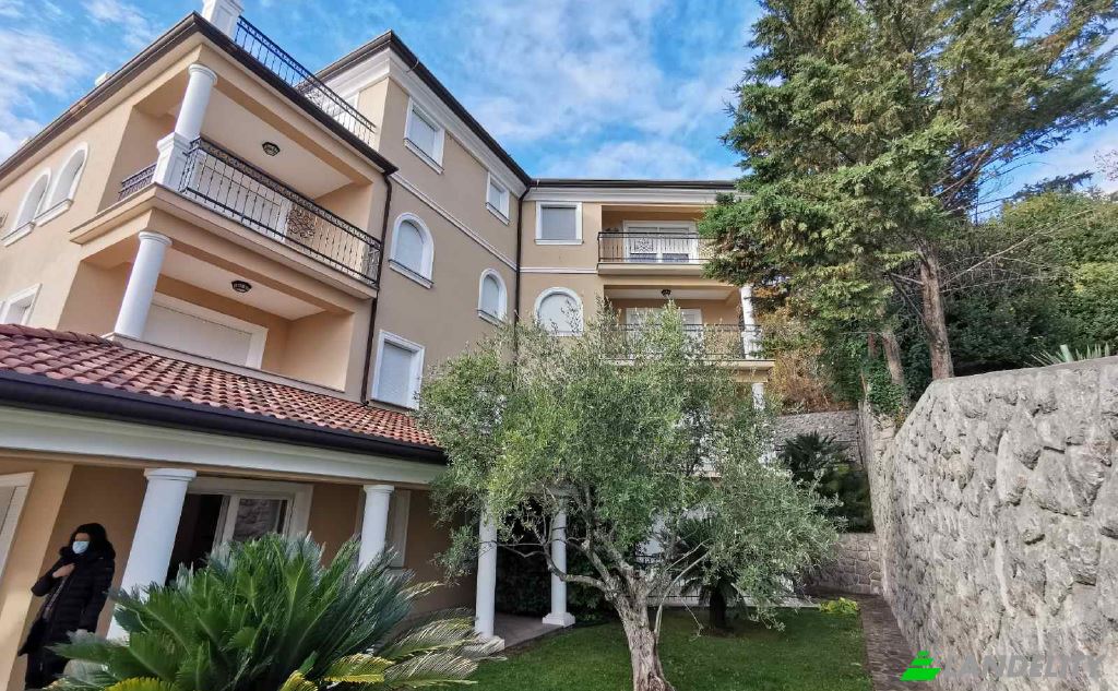 Casa de una sola familia en venta Mornarska ul, 51414, Icici, Grad Opatija, Primorje-Gorski Kotar County, Croatia. Foto 2