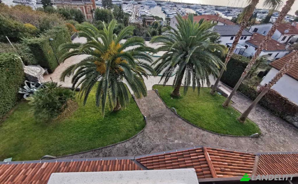 Casa de una sola familia en venta Mornarska ul, 51414, Icici, Grad Opatija, Primorje-Gorski Kotar County, Croatia. Foto 6