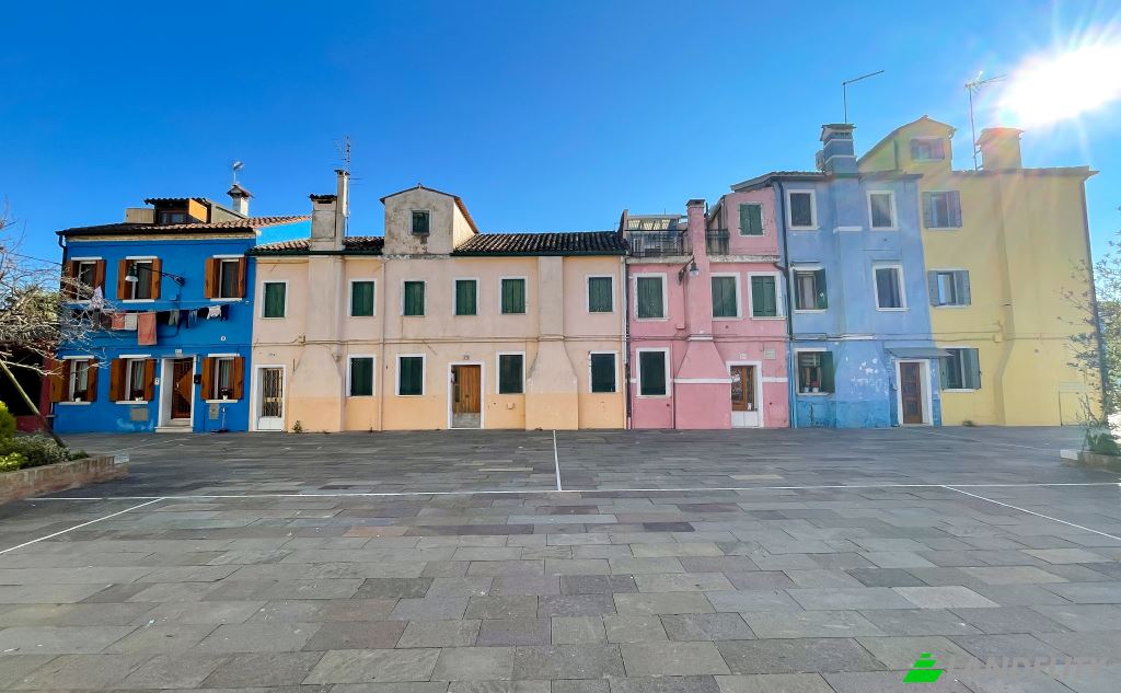 Single Family Home for Sale Calle de le Botte, 30142 Venezia VE, Venice, Metropolitan City of Venice, Veneto, Italy. Photo 2