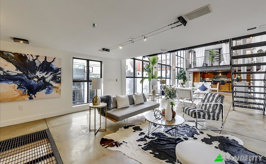 Single Family Home for Sale Clarence Pl, San Francisco, San Francisco County, California, United States, CA 94107, USA. Photo 7