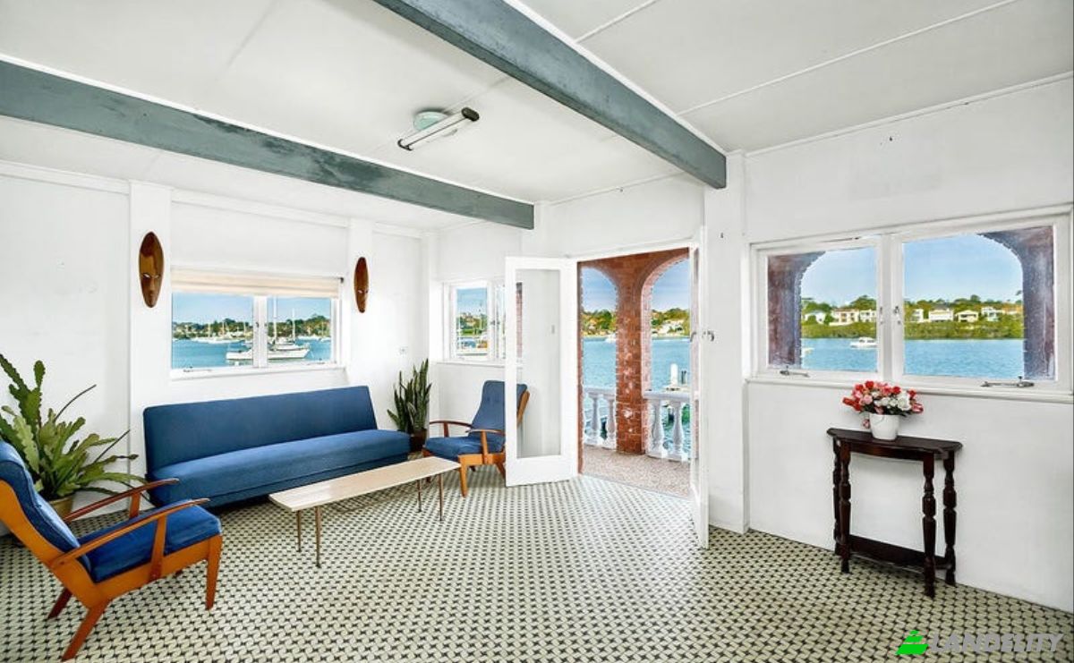 Single Family Home for Sale Burns Cres, Chiswick NSW, Chiswick, City of Canada Bay Council, New South Wales, Australia. Photo 7