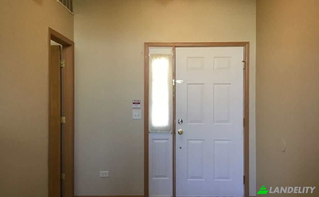 Single Family Home for Rent 21557 Eich Dr, Crest Hill, Will County, Illinois, United States, IL 60403, USA. Photo 5