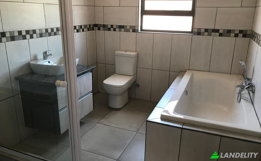 Maison unifamiliale à vendre Topaz St, Hentiesbaai, Erongo Region, Namibia. Photo 5