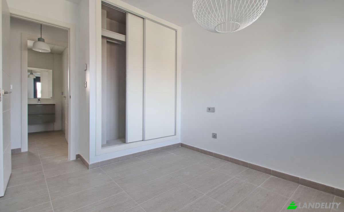 Single Family Home for Sale C Benito Perez Galdos, San Javier, Santiago de la Ribera, Murcia, Region of Murcia, Spain. Photo 13