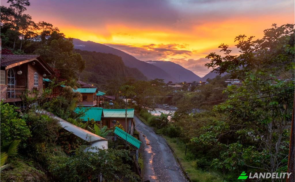 Single Family Home for Sale Via Las Estancias, Rio Negro, Banos Canton, Tungurahua, Ecuador. Photo 1
