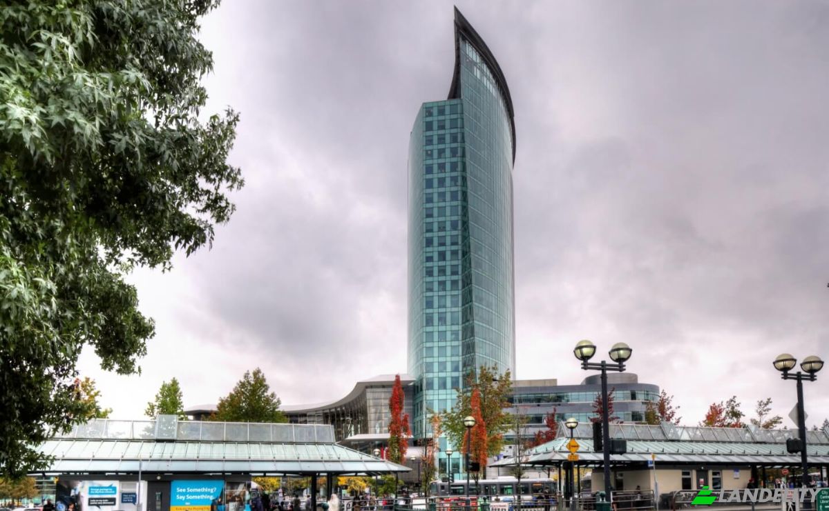 Apartment for Sale 10751 King George Blvd, Surrey, Metro Vancouver, British Columbia, Canada. Photo 22