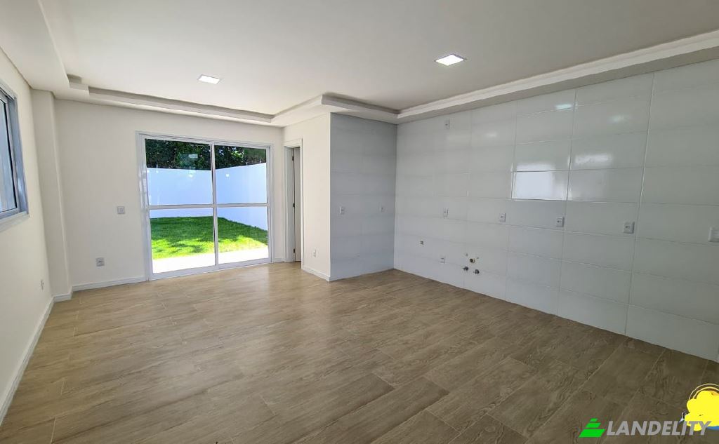 Single Family Home for Sale Servidao Ozima Joana da Cunha, Ingleses do Rio Vermelho, Florianopolis, State of Santa Catarina, Brazil, 88058. Photo 7
