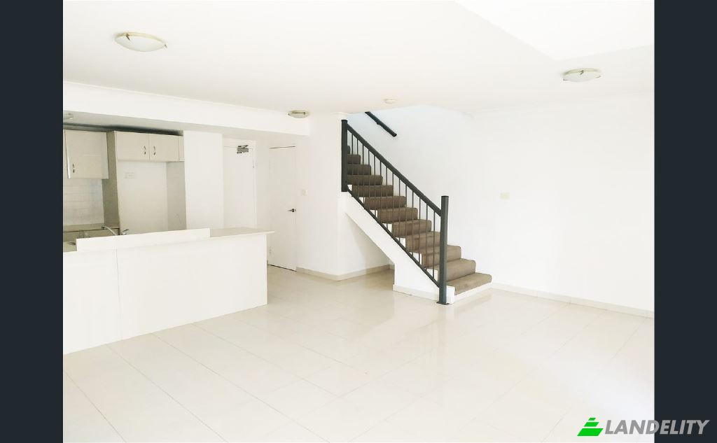 Apartment for Sale Woodhouse Dr, Ambarvale NSW, Ambarvale, City of Campbelltown, New South Wales, Australia. Photo 4