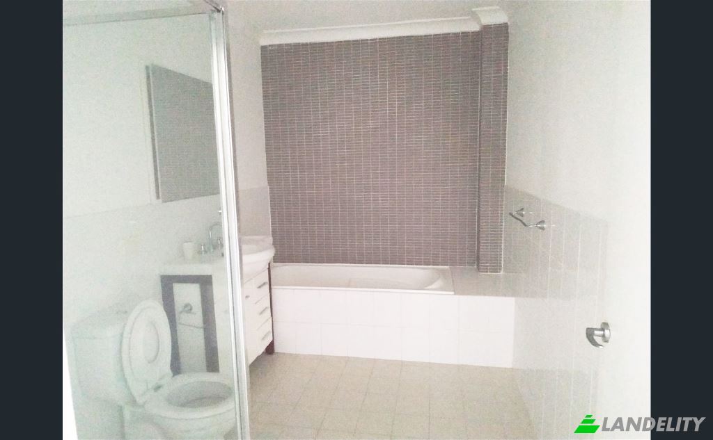 Apartment for Sale Woodhouse Dr, Ambarvale NSW, Ambarvale, City of Campbelltown, New South Wales, Australia. Photo 6