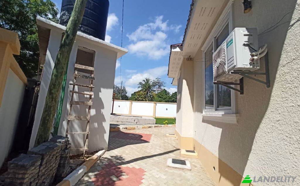 Single Family Home for Sale Dar es Salaam, Temeke, Dar es Salam, Tanzania. Photo 14