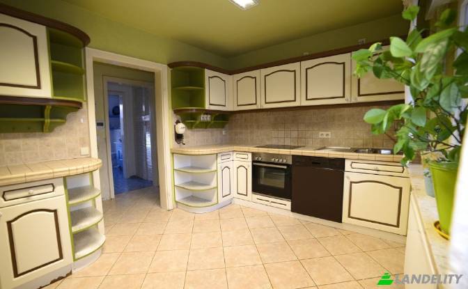 Casa de una sola familia en venta Saarstrasse. Foto#15
