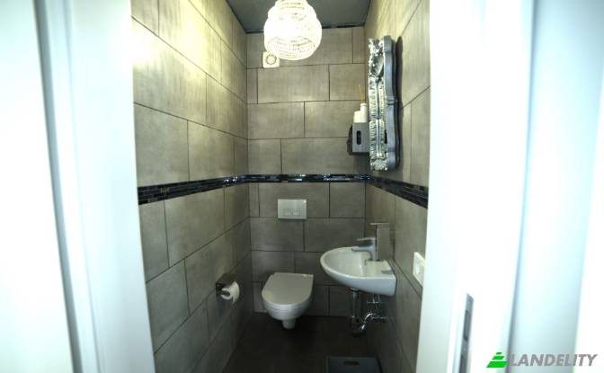 Casa de una sola familia en venta Saarstrasse. Foto#7