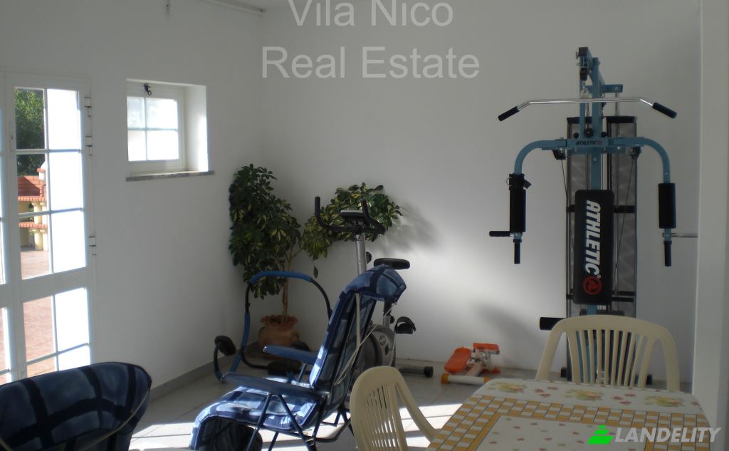 Single Family Home for Sale Rainha Dona Amelia, Parchal, Lagoa, Faro District, Portugal. Photo 13