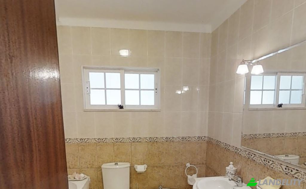 Single Family Home for Sale Rainha Dona Amelia, Parchal, Lagoa, Faro District, Portugal. Photo 8