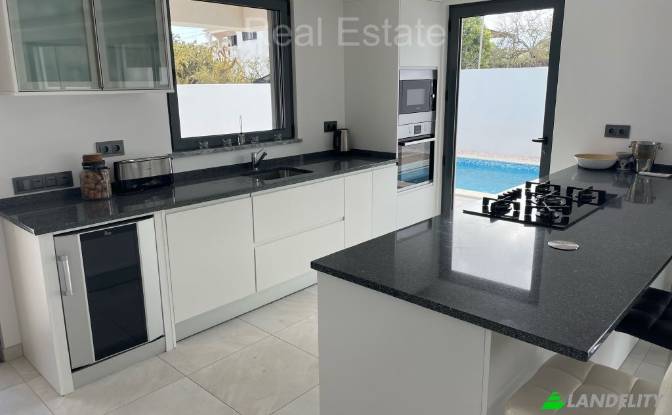 Single Family Home for Sale Nova das Portelas. Photo#5