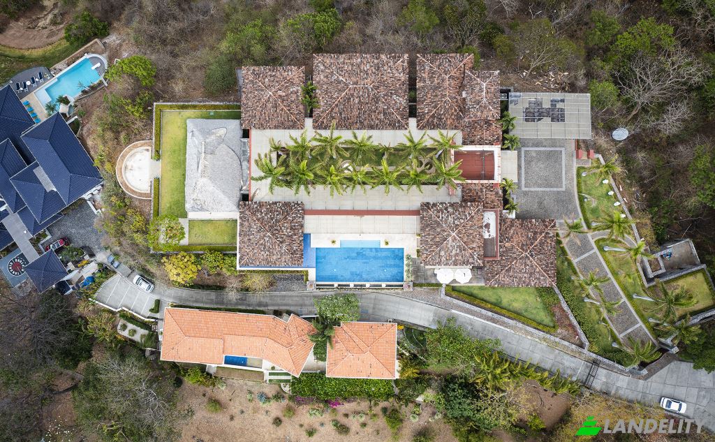 Single Family Home for Sale Via sin nombre, Playa Flamingo, Provincia de Guanacaste, Costa Rica. Photo 2