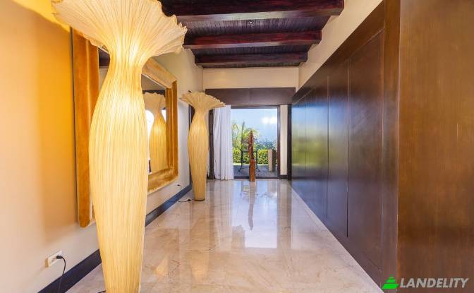 Single Family Home for Sale Via sin nombre. Photo#11