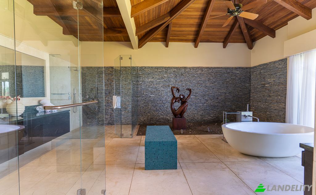 Single Family Home for Sale Via sin nombre, Playa Flamingo, Provincia de Guanacaste, Costa Rica. Photo 13