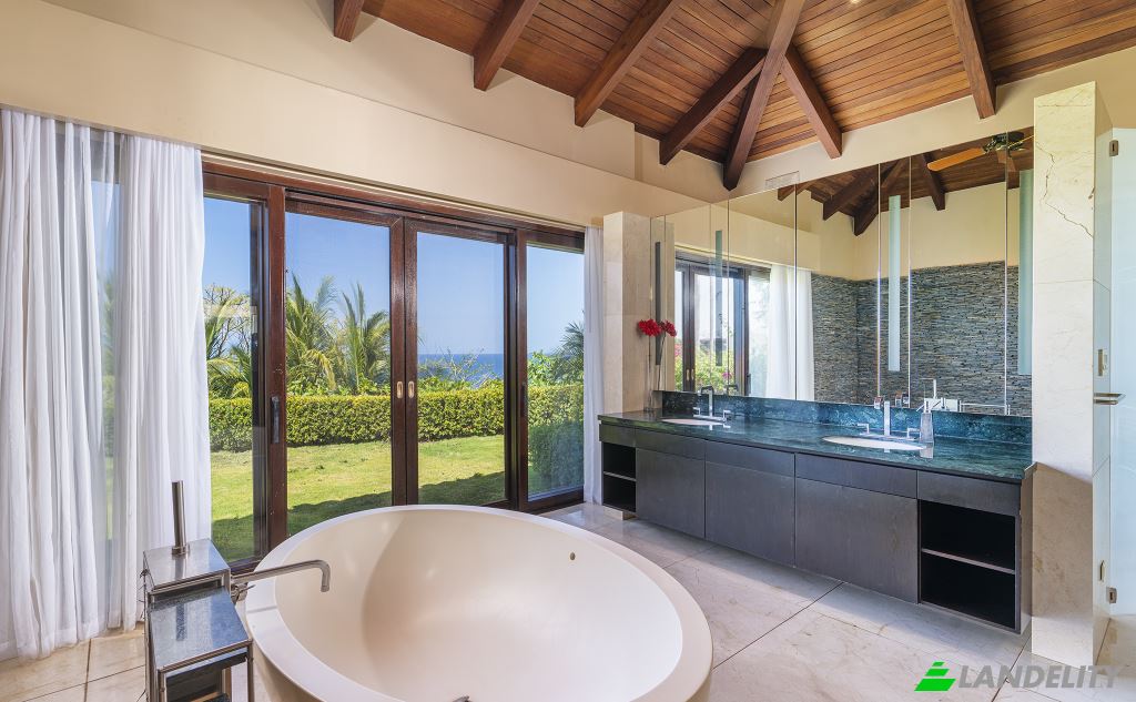 Single Family Home for Sale Via sin nombre, Playa Flamingo, Provincia de Guanacaste, Costa Rica. Photo 15
