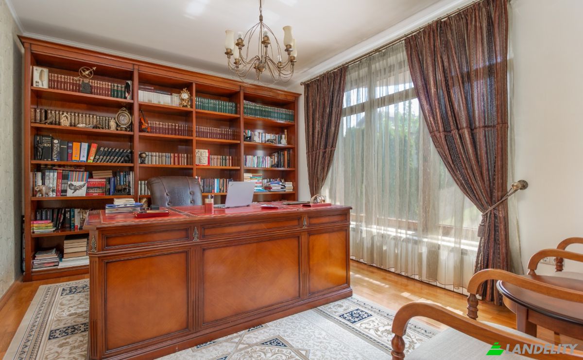 Single Family Home for Sale Strada Gheorghe Doja, Oradea, Paleu, Bihor County, Romania. Photo 17
