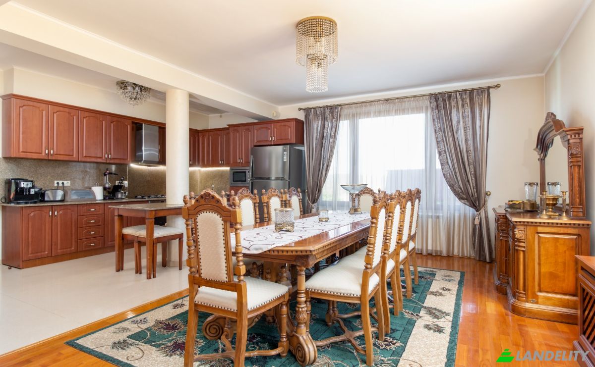 Single Family Home for Sale Strada Gheorghe Doja, Oradea, Paleu, Bihor County, Romania. Photo 20