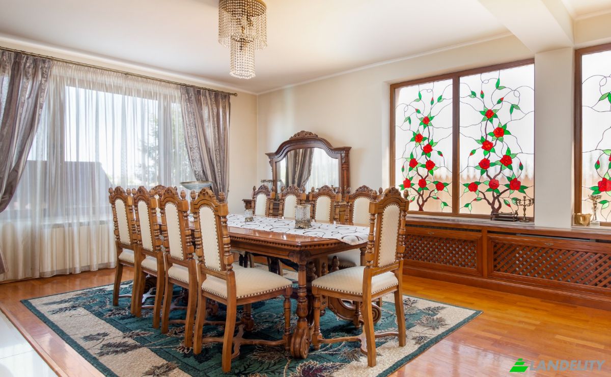 Single Family Home for Sale Strada Gheorghe Doja, Oradea, Paleu, Bihor County, Romania. Photo 8