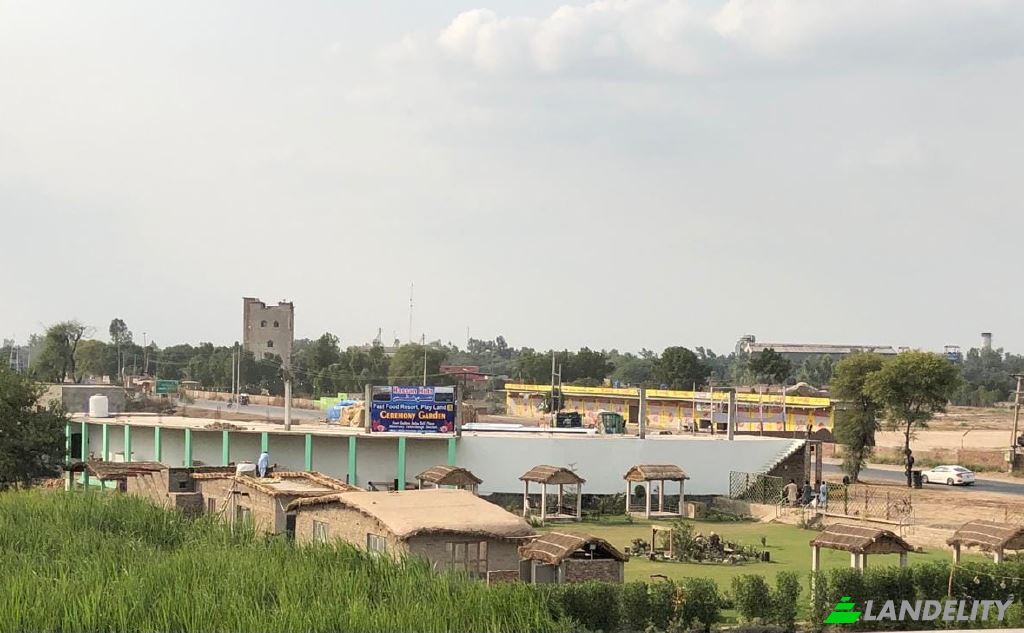 Lotto di terreno in vendita Shorkot Cantt Rd, Khumana Wala, Jhang, Punjab, Pakistan. Foto 1