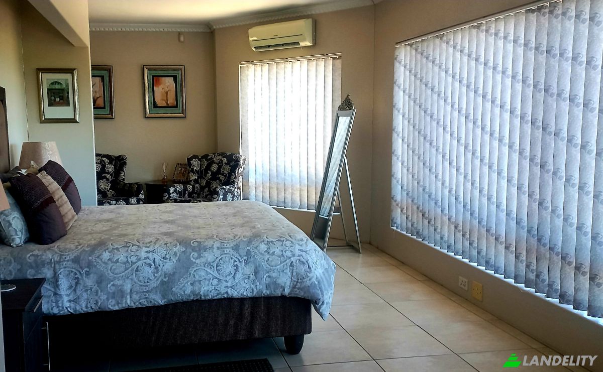 Maison unifamiliale à vendre Linaria Dr, Vincent Heights, East London, Buffalo City Metropolitan Municipality, Eastern Cape, South Africa. Photo 15