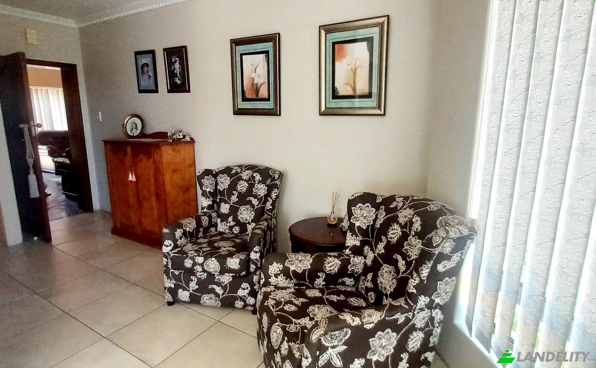 Maison unifamiliale à vendre Linaria Dr, Vincent Heights, East London, Buffalo City Metropolitan Municipality, Eastern Cape, South Africa. Photo 5