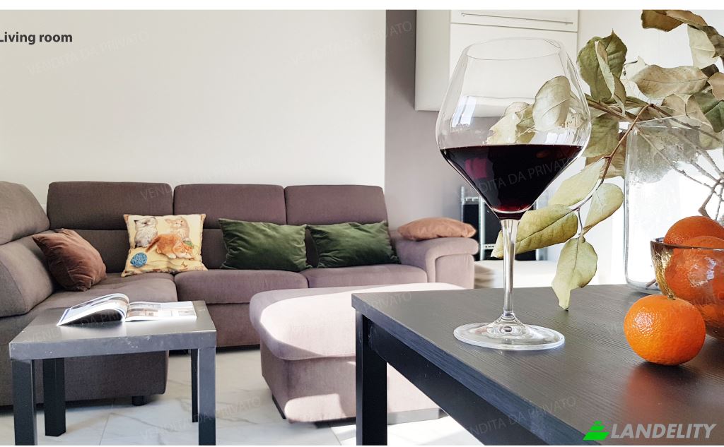 Apartment for Sale Via Repubblica Romana, 22100 Como CO, Como, Province of Como, Lombardy, Italy. Photo 5