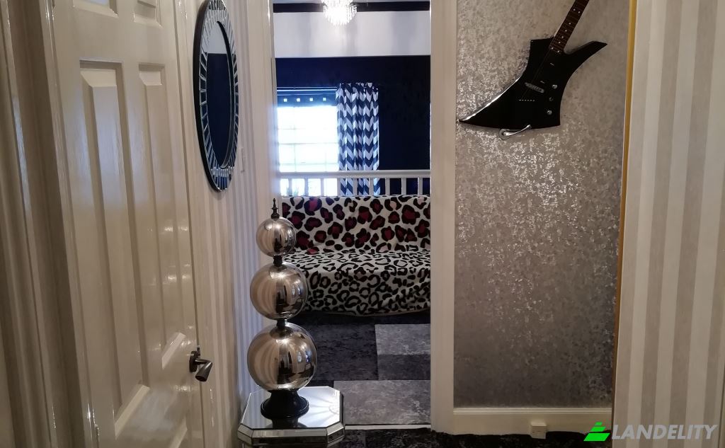 Apartment for Sale Castlehill, Campbeltown, Argyll and Bute Council, Scotland, United Kingdom. Photo 9