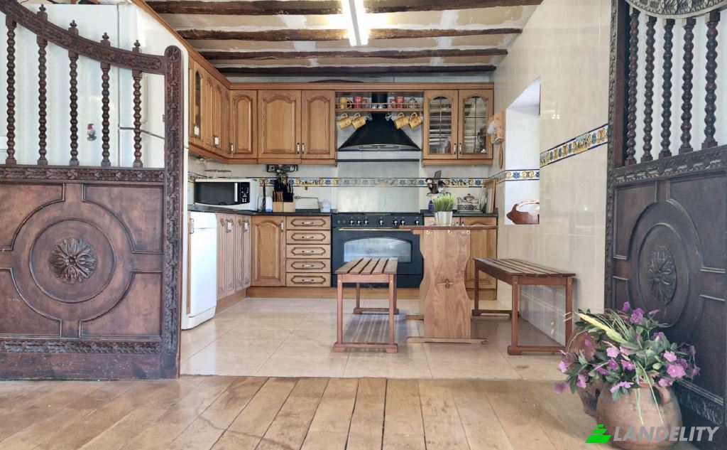 Single Family Home for Sale Incinillas, Remolino, Burgos, Castile and Leon, Spain. Photo 6