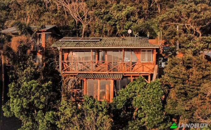 Single Family Home for Sale da Praia. Photo#20 Single Family Home for Sale da Praia. Photo#20