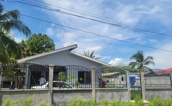 Single Family Home for Sale Tela. Photo#3