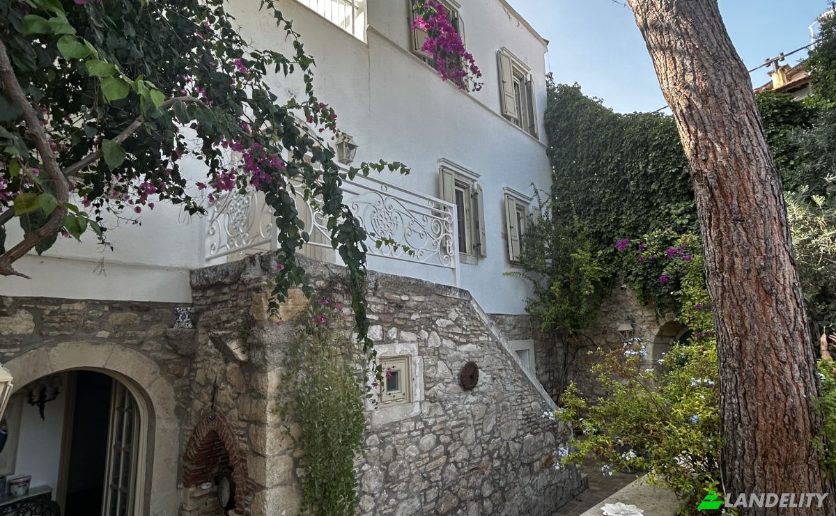 Single Family Home for Sale Ismet Inonu, Sk No:, 35930 Cesme Izmir, Cesme, Izmir, Turkiye. Photo 4