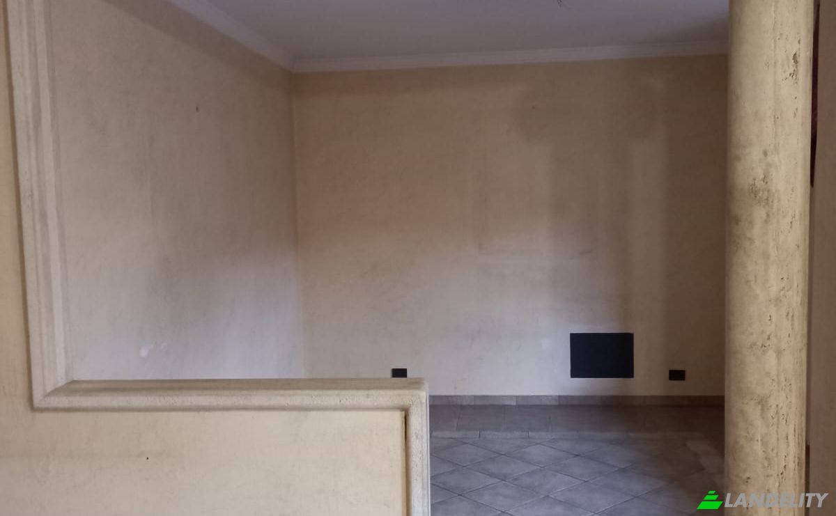 Single Family Home for Sale Via delle Gardenie, 00012 Guidonia Montecelio RM, Guidonia, Metropolitan City of Rome Capital, Lazio, Italy. Photo 8