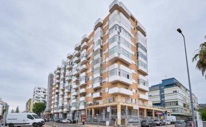 Apartment for Sale Av Dr Aresta Branco. Photo#2 Apartment for Sale Av Dr Aresta Branco. Photo#2