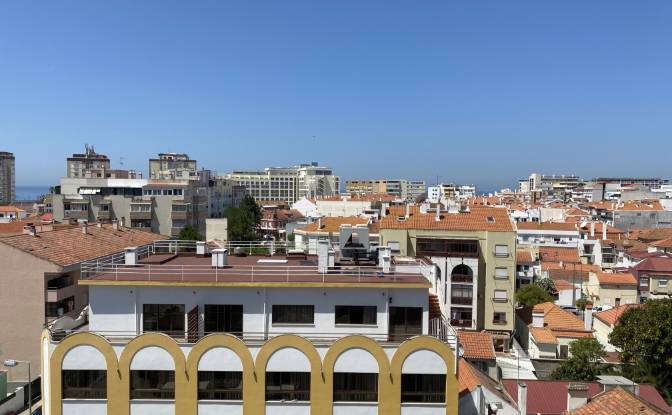 Apartment for Sale Av Dr Aresta Branco. Photo#15 Apartment for Sale Av Dr Aresta Branco. Photo#15