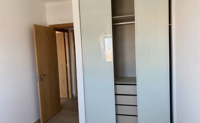 Apartment for Sale Av Dr Aresta Branco. Photo#6 Apartment for Sale Av Dr Aresta Branco. Photo#6