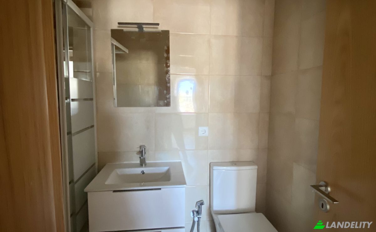 Apartment for Sale Av Dr Aresta Branco, Costa da Caparica, Almada, Setubal, Portugal. Photo 8