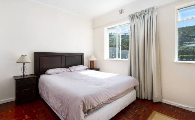 Apartment for Sale Belle Ombre Rd, Tamboerskloof. Photo#10 Apartment for Sale Belle Ombre Rd, Tamboerskloof. Photo#10