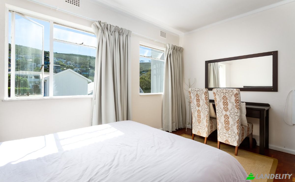 Apartment for Sale Belle Ombre Rd, Tamboerskloof, Cape Town, City of Cape Town Metropolitan Municipality, Western Cape, South Africa. Photo 11