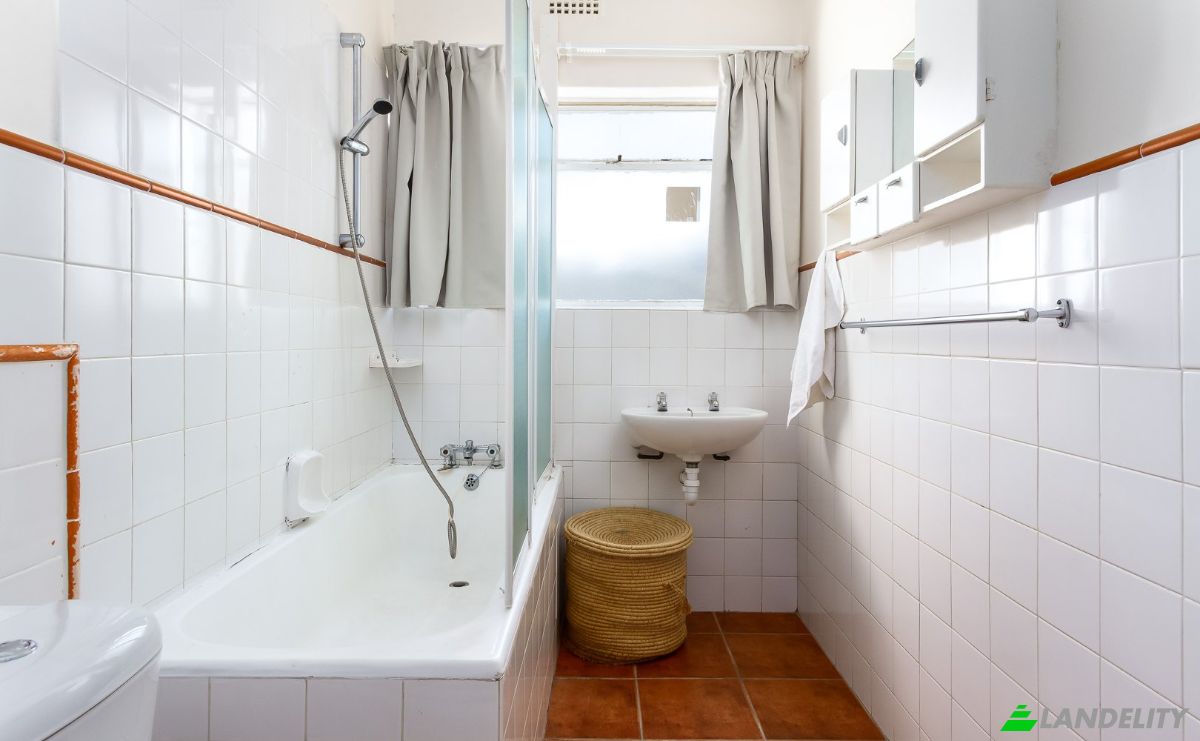 Apartment for Sale Belle Ombre Rd, Tamboerskloof, Cape Town, City of Cape Town Metropolitan Municipality, Western Cape, South Africa. Photo 13